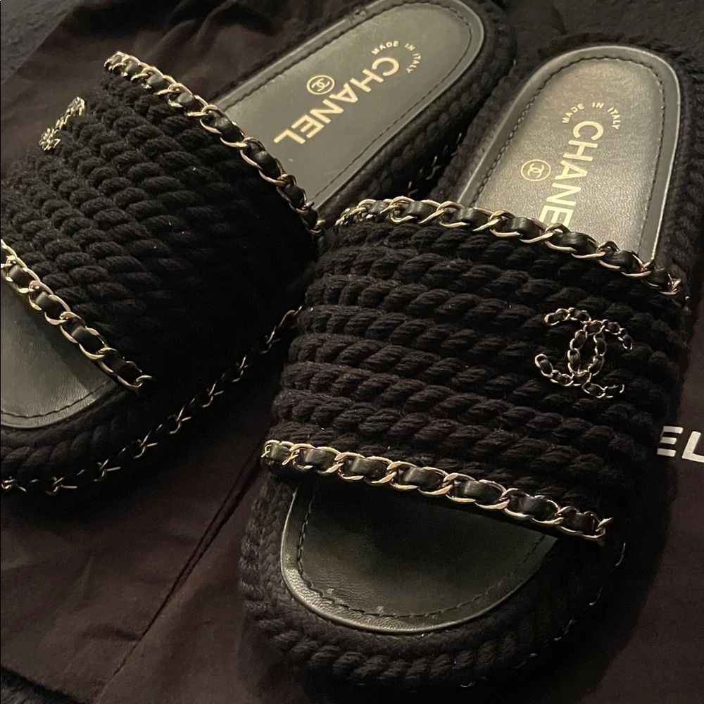 CHANEL Black Rope Chain Slides